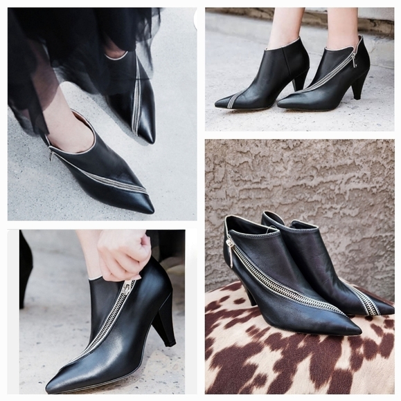 Céline Zipped ankle booties‎ - Picture 1 of 16